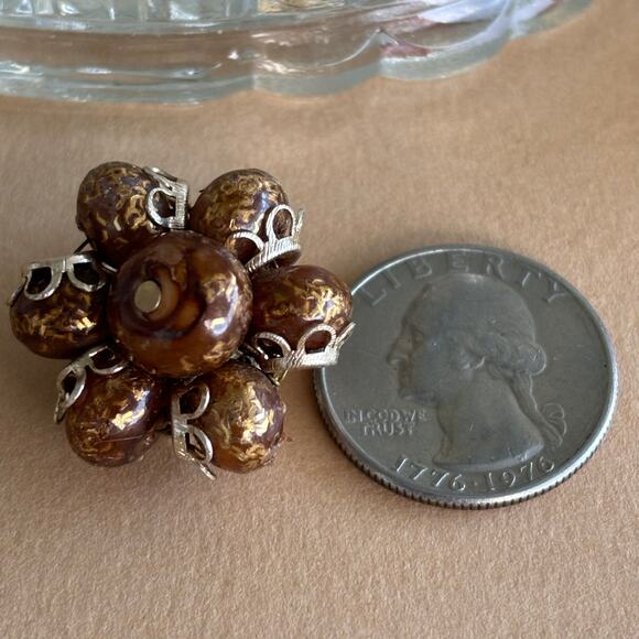 2 Pair Lot Vintage 1950's Japan Clip On Bead Earrings - Picture 9 of 9